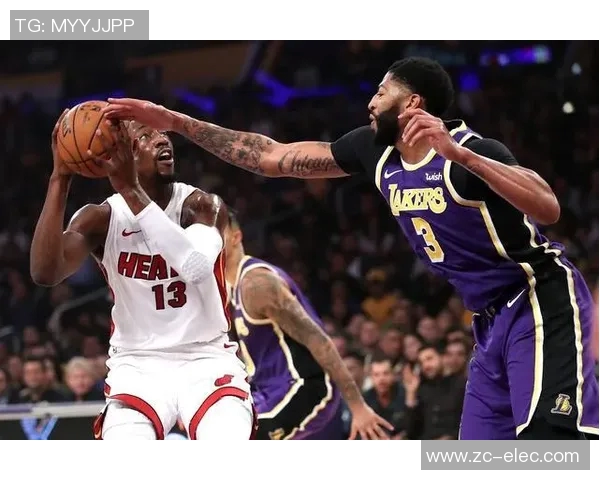 2020年10月3日湖人与热火激战NBA总决赛精彩回顾与赛后分析